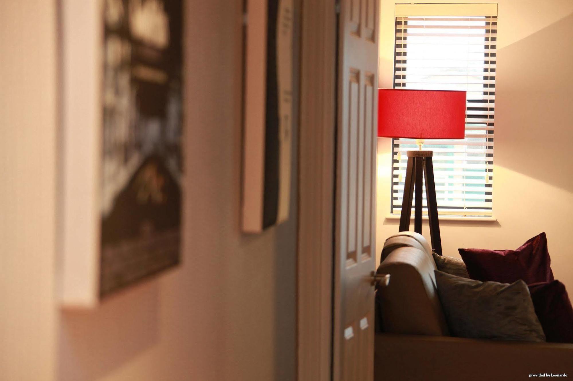 Maitrise Suites Apartment Hotel Ealing - Londra Camera foto